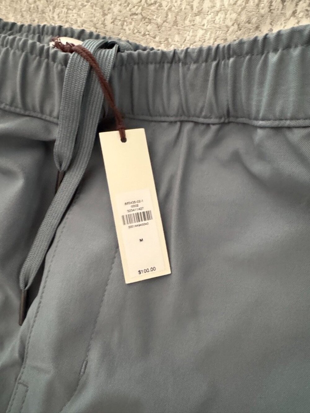 Banana Republic 5" Performance Pull-On Short * Med - Picture 5 of 7